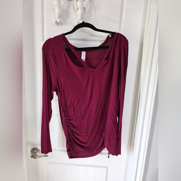 No Boundaries Tops - long-sleeved top